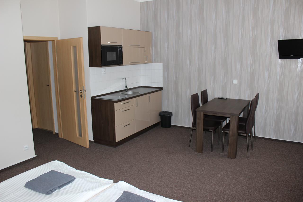 Almond Hotel Teplice Kültér fotó