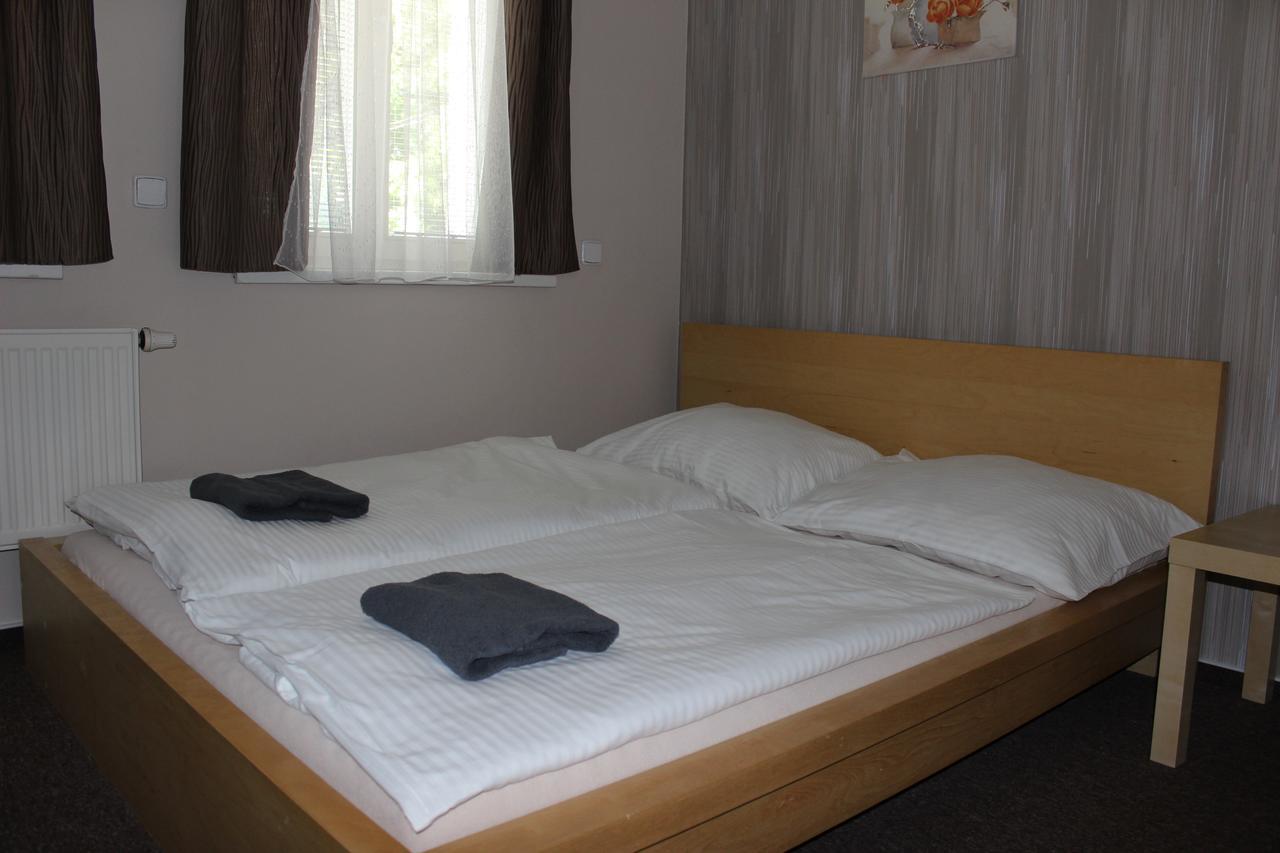 Almond Hotel Teplice Kültér fotó