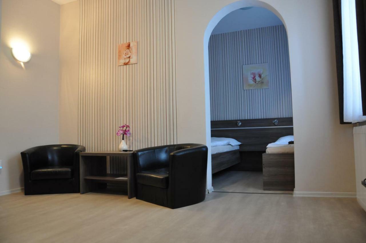 Almond Hotel Teplice Kültér fotó